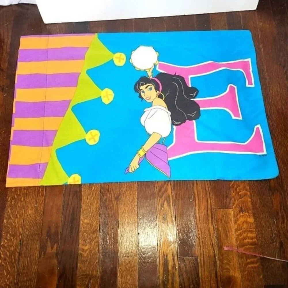 Vintage Disney Hunchback of Notre Dame Pillowcase Retro 90s
